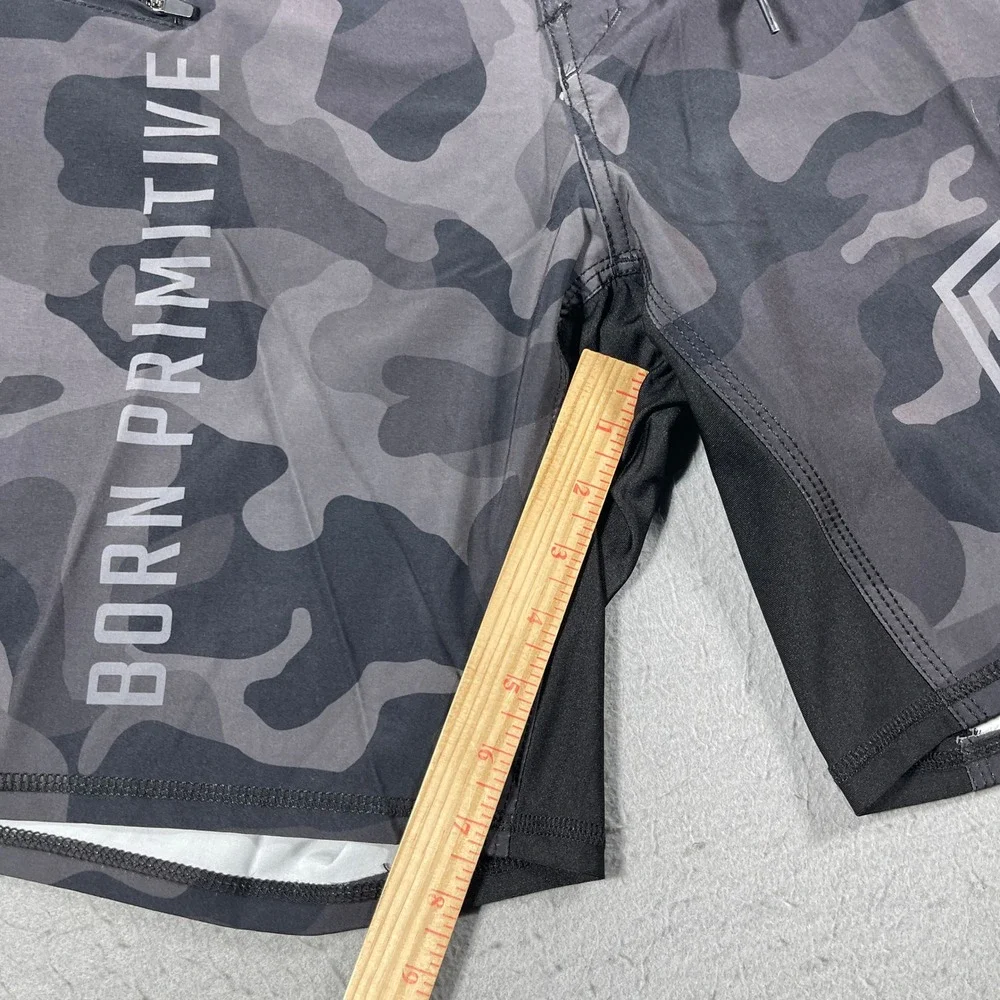 Born Primitive Training Shorts Men 27/28 Black Camo‎ Performance Stretch Zip